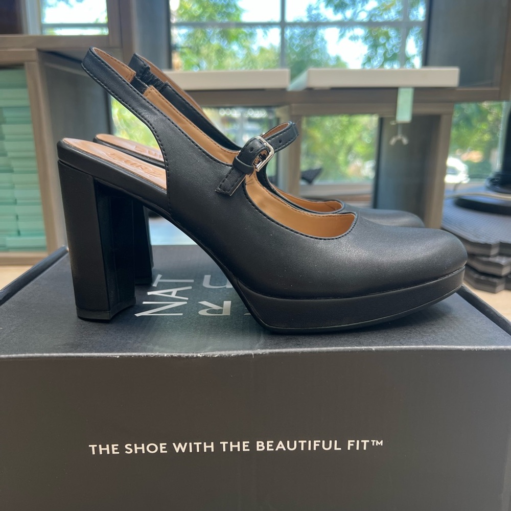 Naturalizer Black Chunky Heel Slingbacks